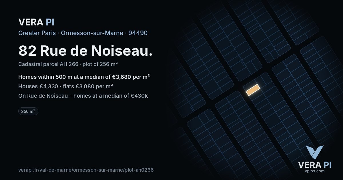 82 Rue de Noiseau, Ormesson-sur-Marne at night – the plot lit, the parcels around coloured by the prices near them