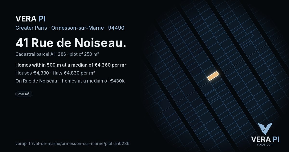41 Rue de Noiseau, Ormesson-sur-Marne at night – the plot lit, the parcels around coloured by the prices near them