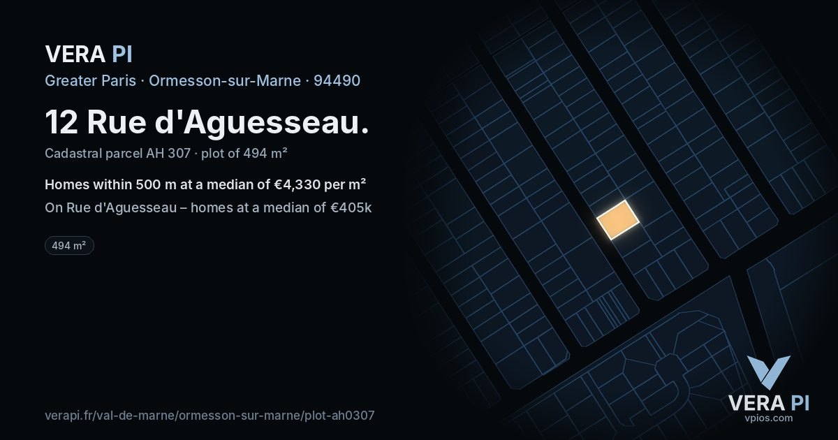 12 Rue d'Aguesseau, Ormesson-sur-Marne at night – the plot lit, the parcels around coloured by the prices near them