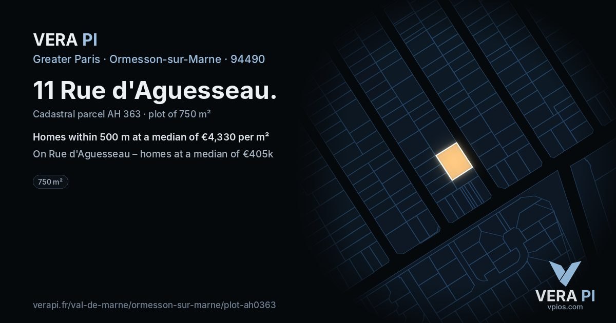 11 Rue d'Aguesseau, Ormesson-sur-Marne at night – the plot lit, the parcels around coloured by the prices near them