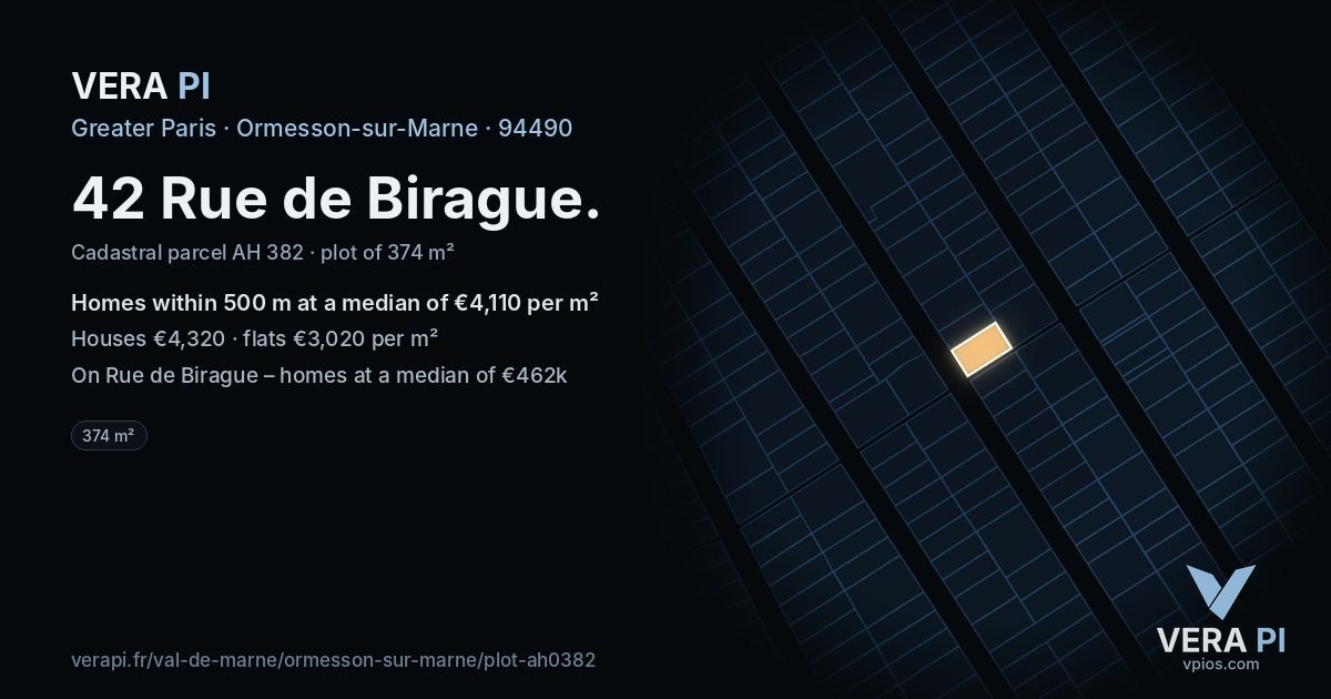 42 Rue de Birague, Ormesson-sur-Marne at night – the plot lit, the parcels around coloured by the prices near them