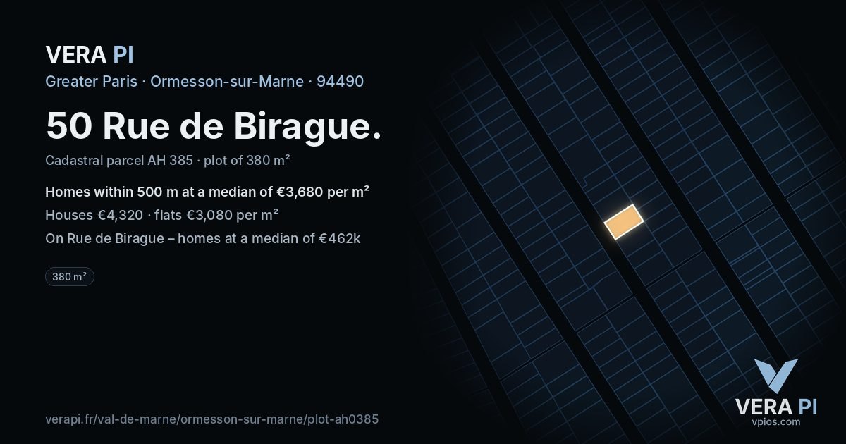 50 Rue de Birague, Ormesson-sur-Marne at night – the plot lit, the parcels around coloured by the prices near them