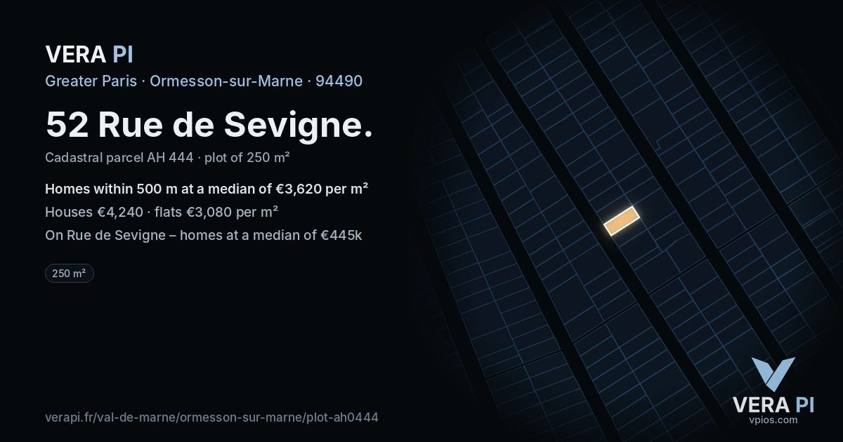52 Rue de Sevigne, Ormesson-sur-Marne at night – the plot lit, the parcels around coloured by the prices near them