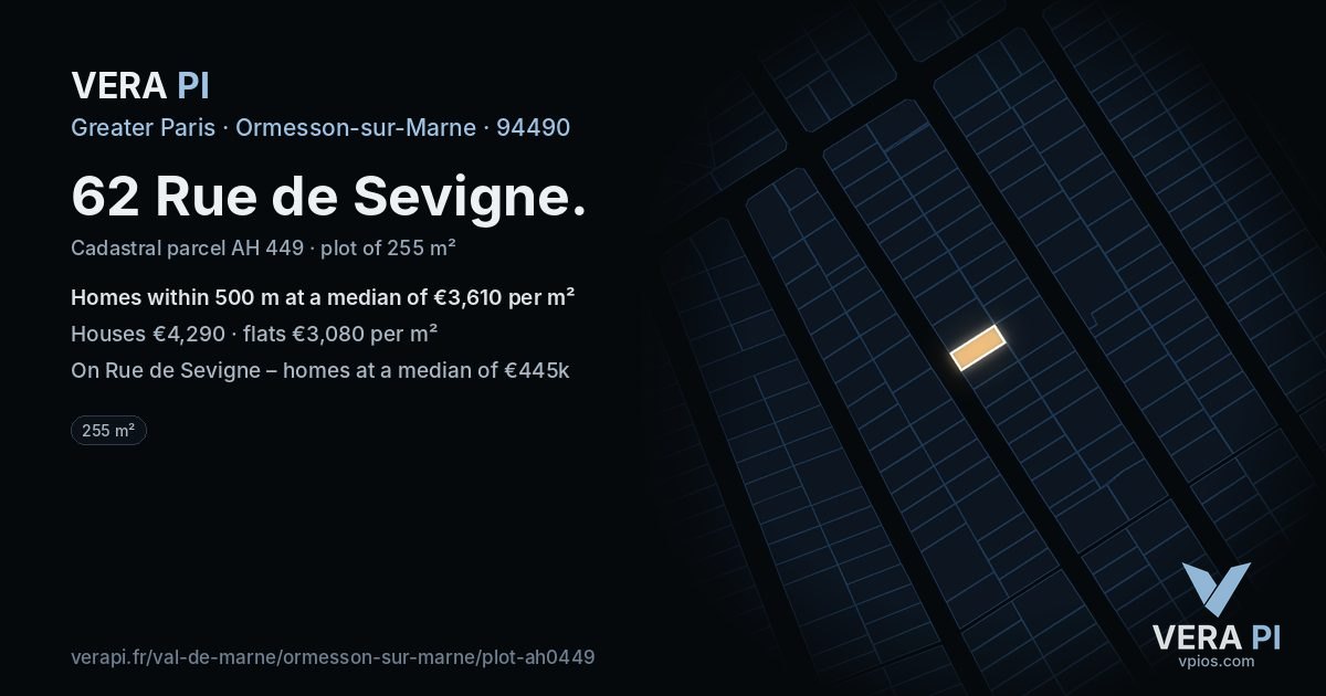 62 Rue de Sevigne, Ormesson-sur-Marne at night – the plot lit, the parcels around coloured by the prices near them