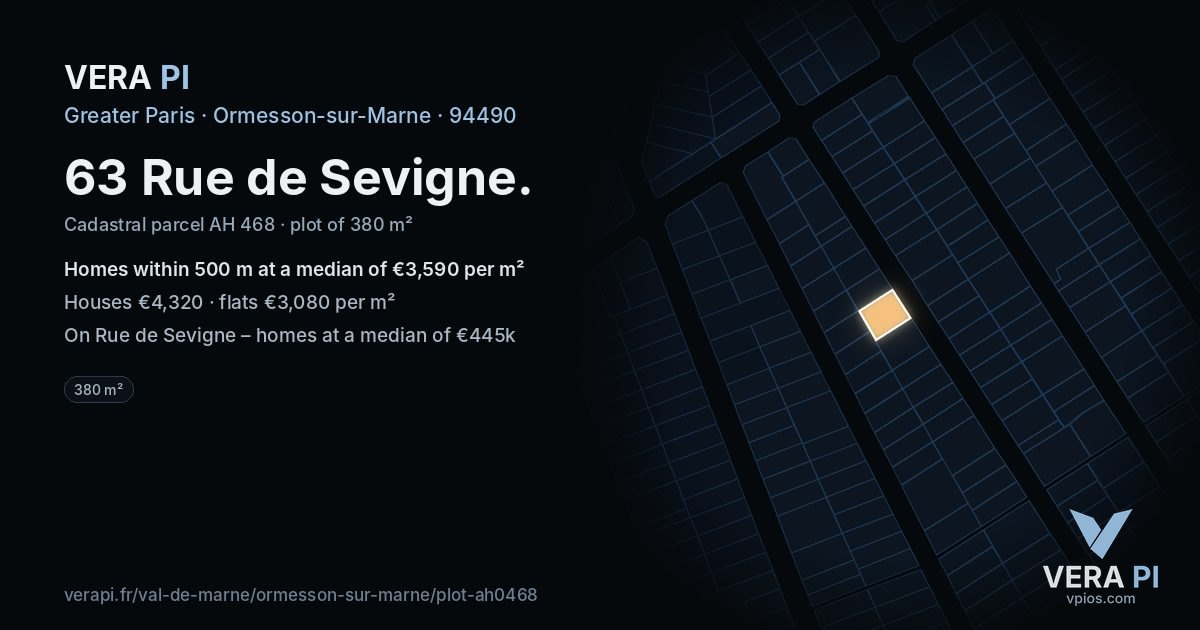 63 Rue de Sevigne, Ormesson-sur-Marne at night – the plot lit, the parcels around coloured by the prices near them
