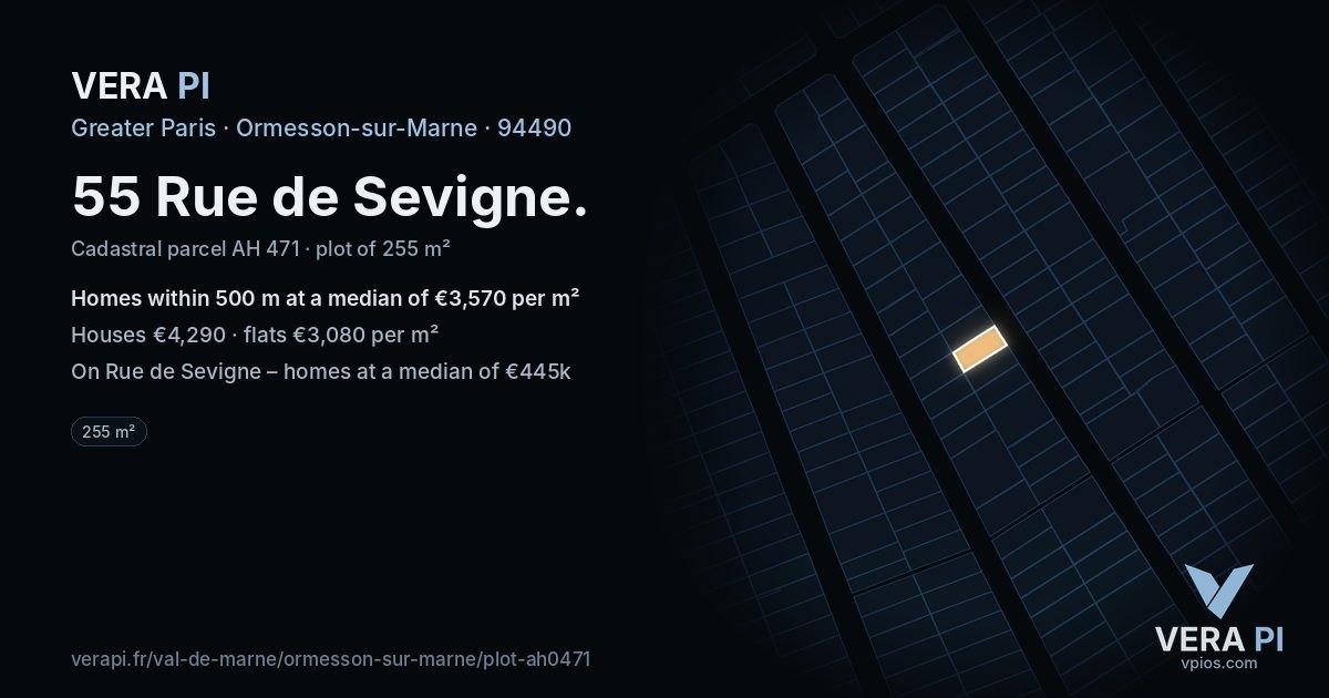 55 Rue de Sevigne, Ormesson-sur-Marne at night – the plot lit, the parcels around coloured by the prices near them