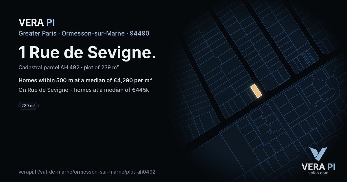 1 Rue de Sevigne, Ormesson-sur-Marne at night – the plot lit, the parcels around coloured by the prices near them