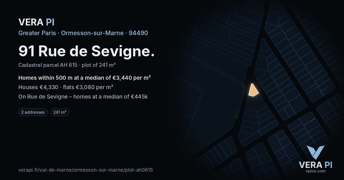 91 Rue de Sevigne, Ormesson-sur-Marne at night – the plot lit, the parcels around coloured by the prices near them