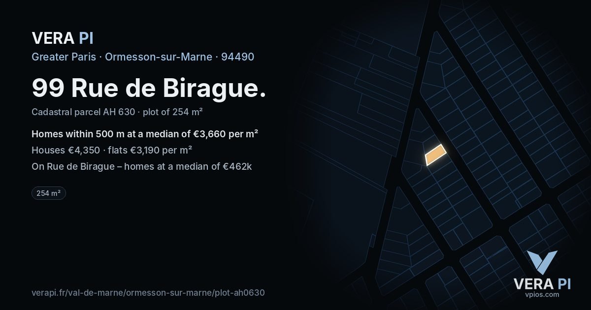 99 Rue de Birague, Ormesson-sur-Marne at night – the plot lit, the parcels around coloured by the prices near them