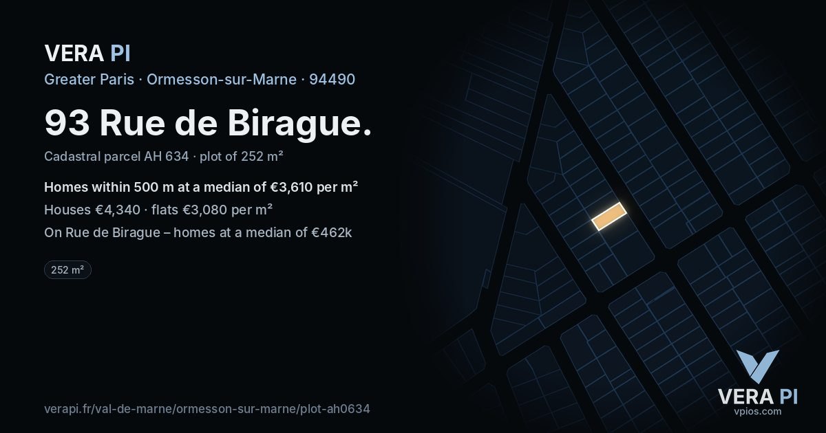 93 Rue de Birague, Ormesson-sur-Marne at night – the plot lit, the parcels around coloured by the prices near them