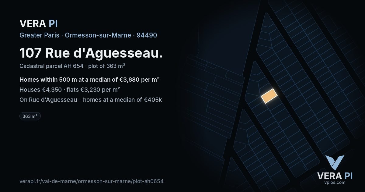 107 Rue d'Aguesseau, Ormesson-sur-Marne at night – the plot lit, the parcels around coloured by the prices near them