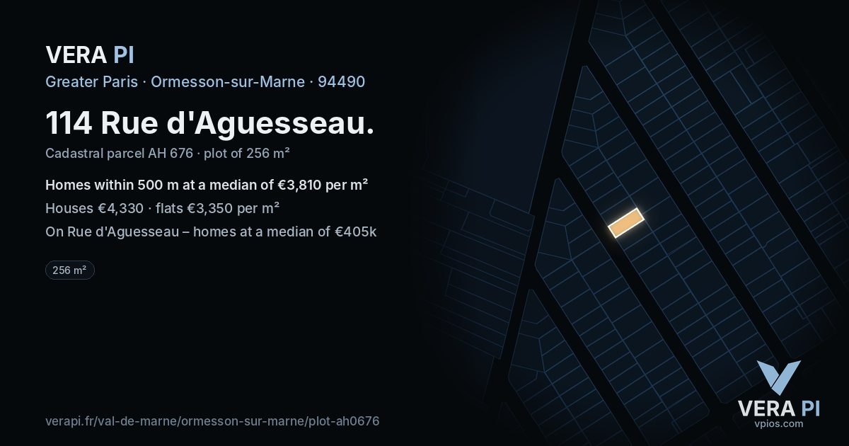114 Rue d'Aguesseau, Ormesson-sur-Marne at night – the plot lit, the parcels around coloured by the prices near them