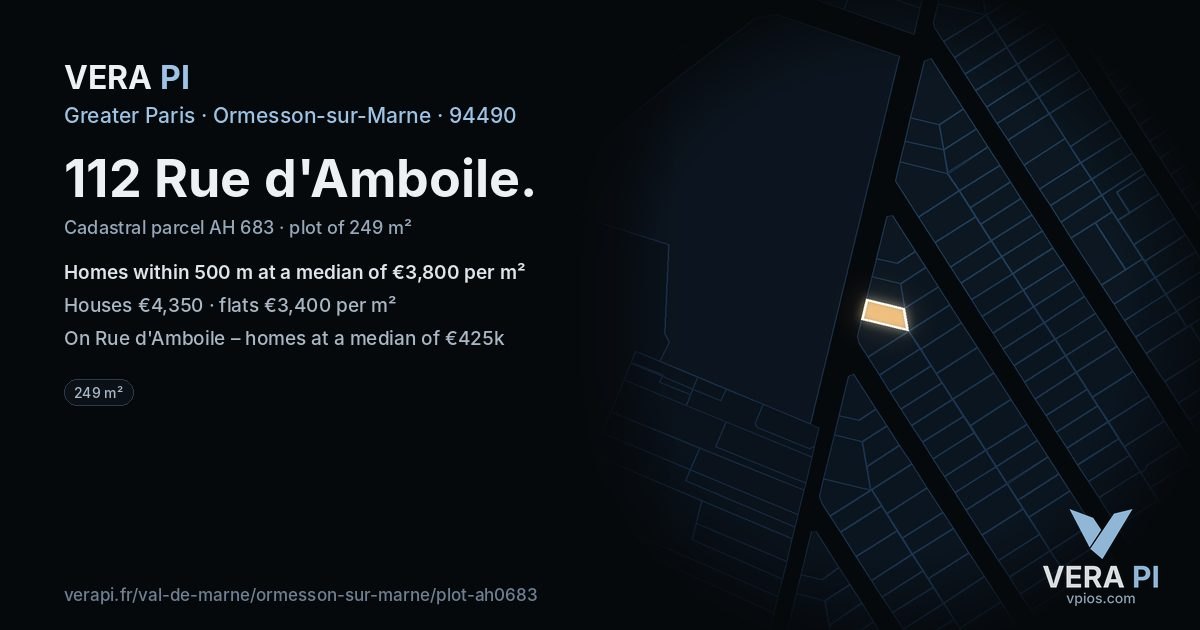 112 Rue d'Amboile, Ormesson-sur-Marne at night – the plot lit, the parcels around coloured by the prices near them