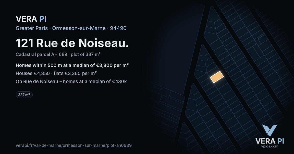 121 Rue de Noiseau, Ormesson-sur-Marne at night – the plot lit, the parcels around coloured by the prices near them