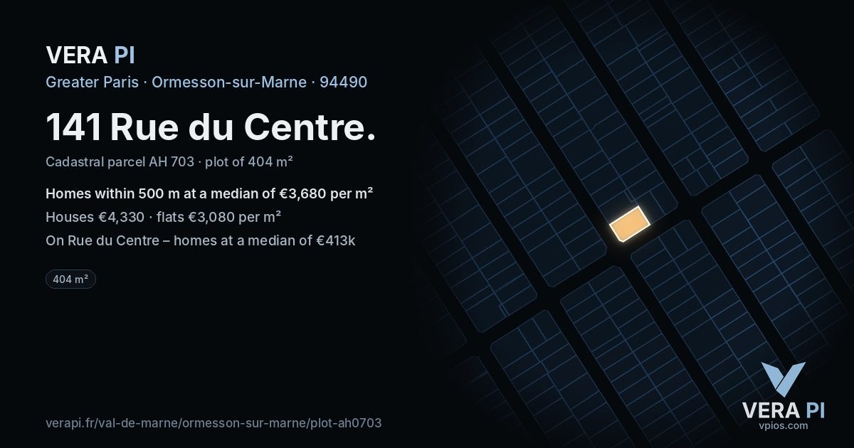141 Rue du Centre, Ormesson-sur-Marne at night – the plot lit, the parcels around coloured by the prices near them