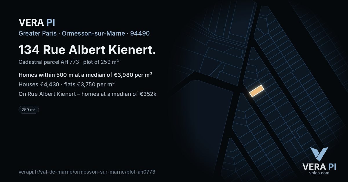 134 Rue Albert Kienert, Ormesson-sur-Marne at night – the plot lit, the parcels around coloured by the prices near them
