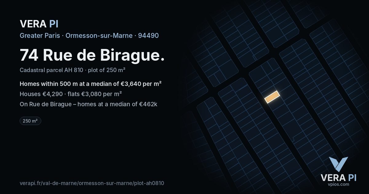 74 Rue de Birague, Ormesson-sur-Marne at night – the plot lit, the parcels around coloured by the prices near them