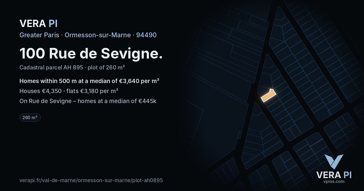 100 Rue de Sevigne, Ormesson-sur-Marne at night – the plot lit, the parcels around coloured by the prices near them