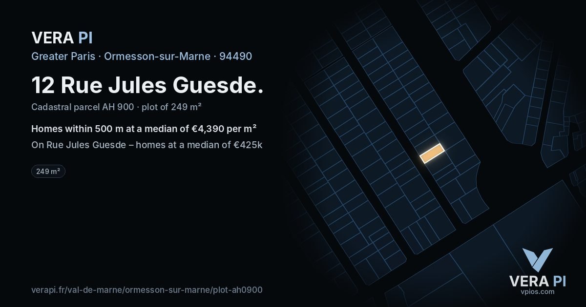 12 Rue Jules Guesde, Ormesson-sur-Marne at night – the plot lit, the parcels around coloured by the prices near them