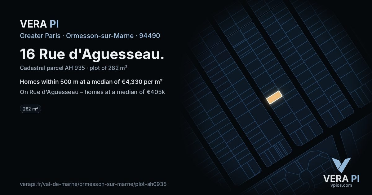 16 Rue d'Aguesseau, Ormesson-sur-Marne at night – the plot lit, the parcels around coloured by the prices near them