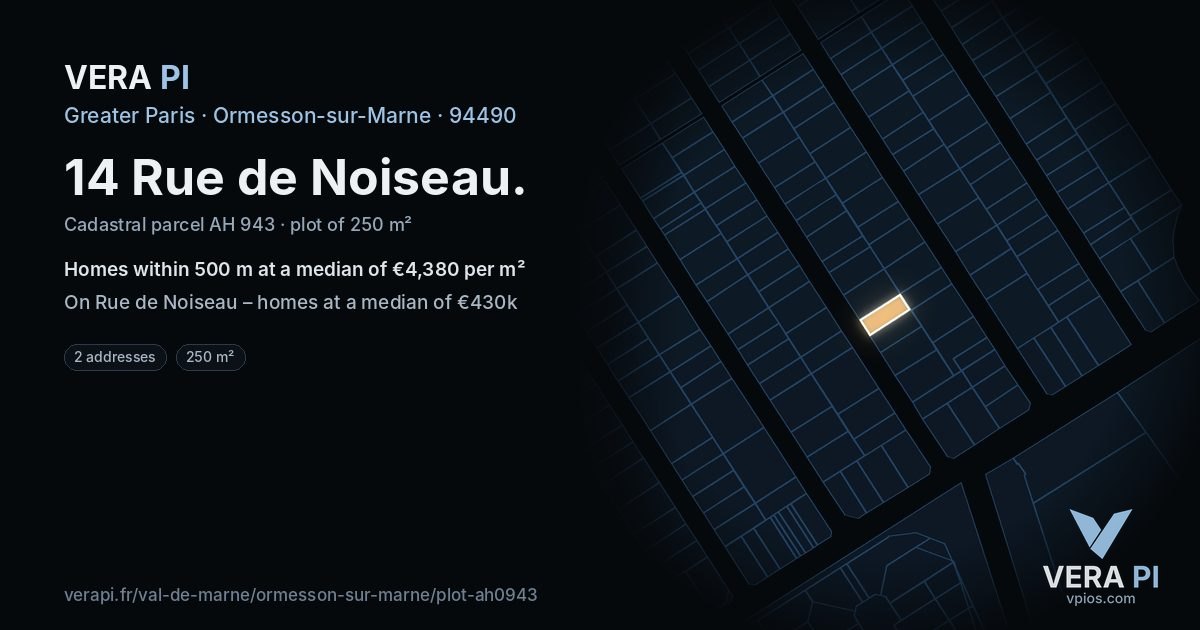 14 Rue de Noiseau, Ormesson-sur-Marne at night – the plot lit, the parcels around coloured by the prices near them