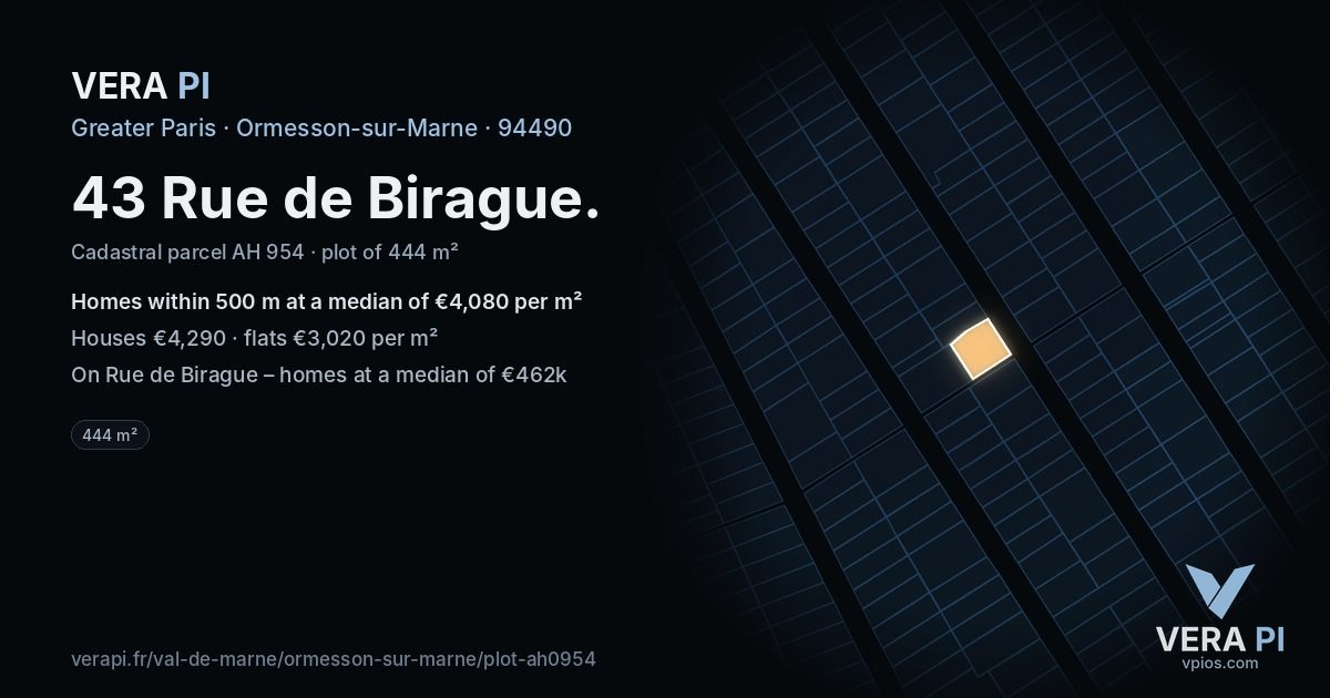43 Rue de Birague, Ormesson-sur-Marne at night – the plot lit, the parcels around coloured by the prices near them