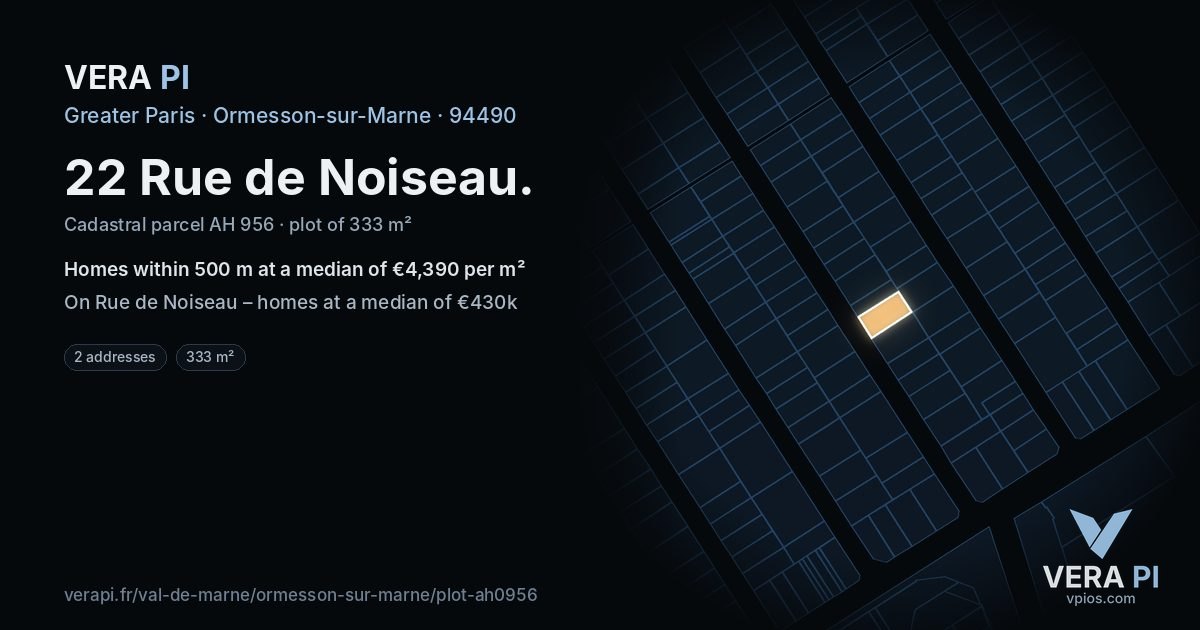 22 Rue de Noiseau, Ormesson-sur-Marne at night – the plot lit, the parcels around coloured by the prices near them