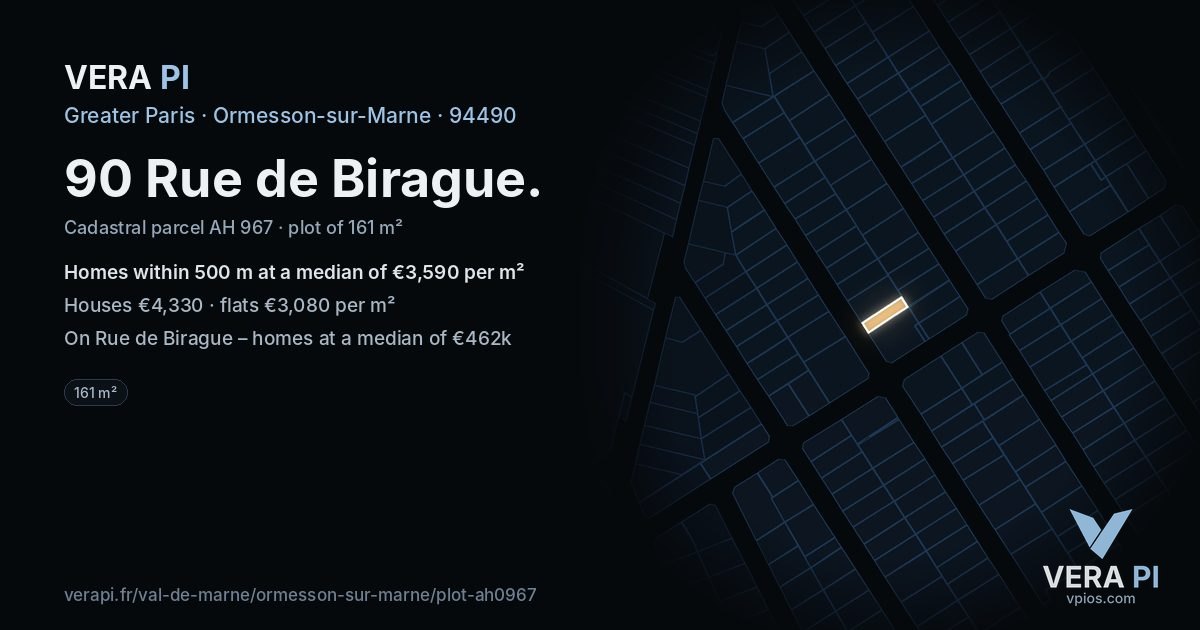 90 Rue de Birague, Ormesson-sur-Marne at night – the plot lit, the parcels around coloured by the prices near them