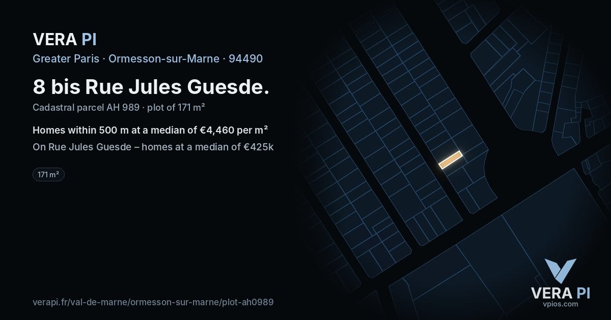 8 bis Rue Jules Guesde, Ormesson-sur-Marne at night – the plot lit, the parcels around coloured by the prices near them