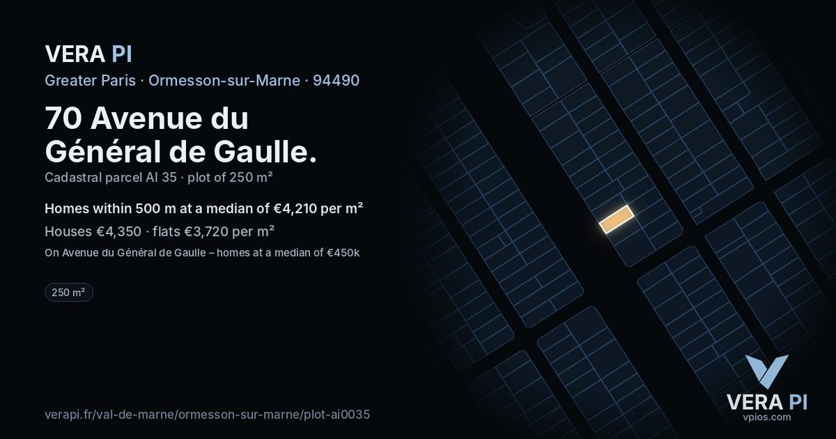 70 Avenue du Général de Gaulle, Ormesson-sur-Marne at night – the plot lit, the parcels around coloured by the prices near them
