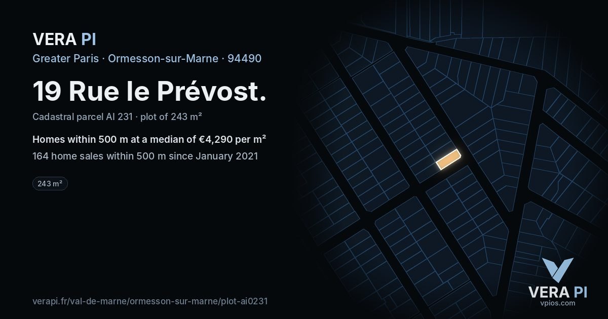 19 Rue le Prévost, Ormesson-sur-Marne at night – the plot lit, the parcels around coloured by the prices near them