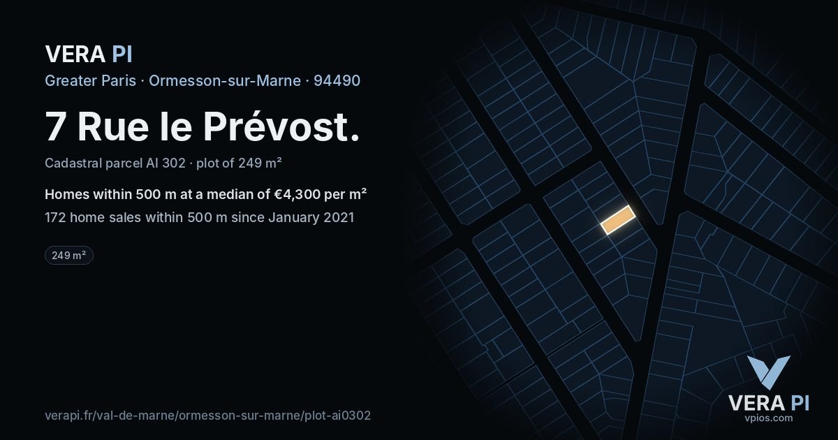 7 Rue le Prévost, Ormesson-sur-Marne at night – the plot lit, the parcels around coloured by the prices near them