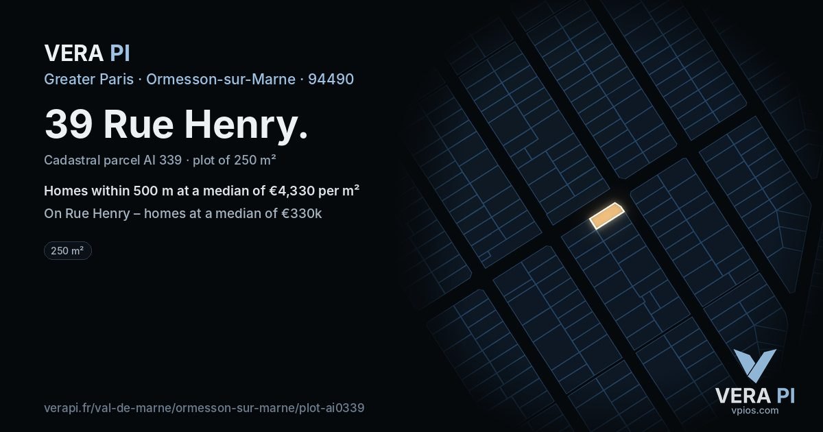 39 Rue Henry, Ormesson-sur-Marne at night – the plot lit, the parcels around coloured by the prices near them