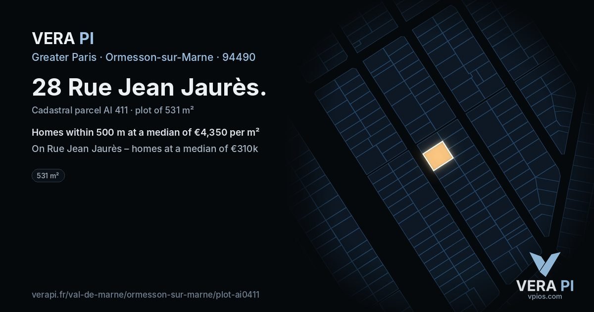28 Rue Jean Jaurès, Ormesson-sur-Marne at night – the plot lit, the parcels around coloured by the prices near them
