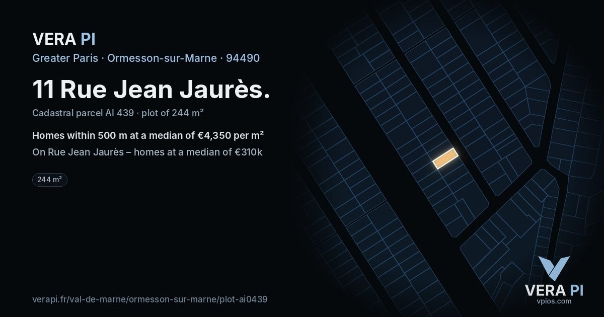 11 Rue Jean Jaurès, Ormesson-sur-Marne at night – the plot lit, the parcels around coloured by the prices near them