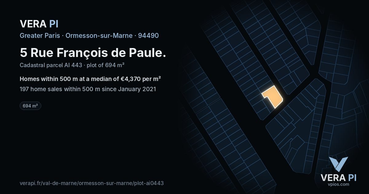 5 Rue François de Paule, Ormesson-sur-Marne at night – the plot lit, the parcels around coloured by the prices near them