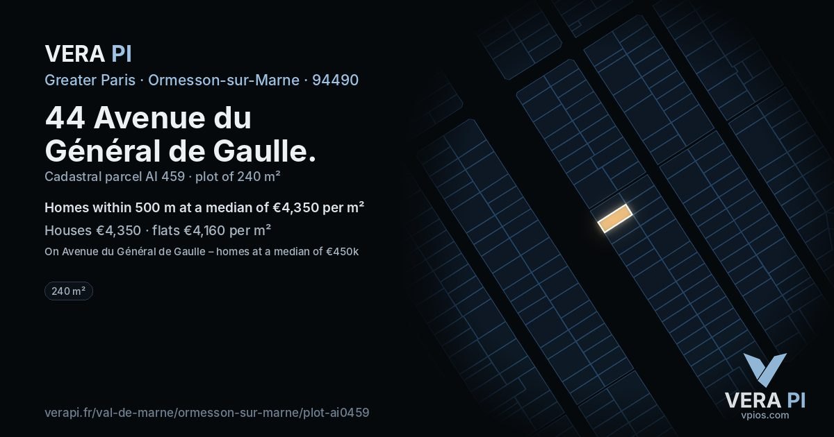 44 Avenue du Général de Gaulle, Ormesson-sur-Marne at night – the plot lit, the parcels around coloured by the prices near them