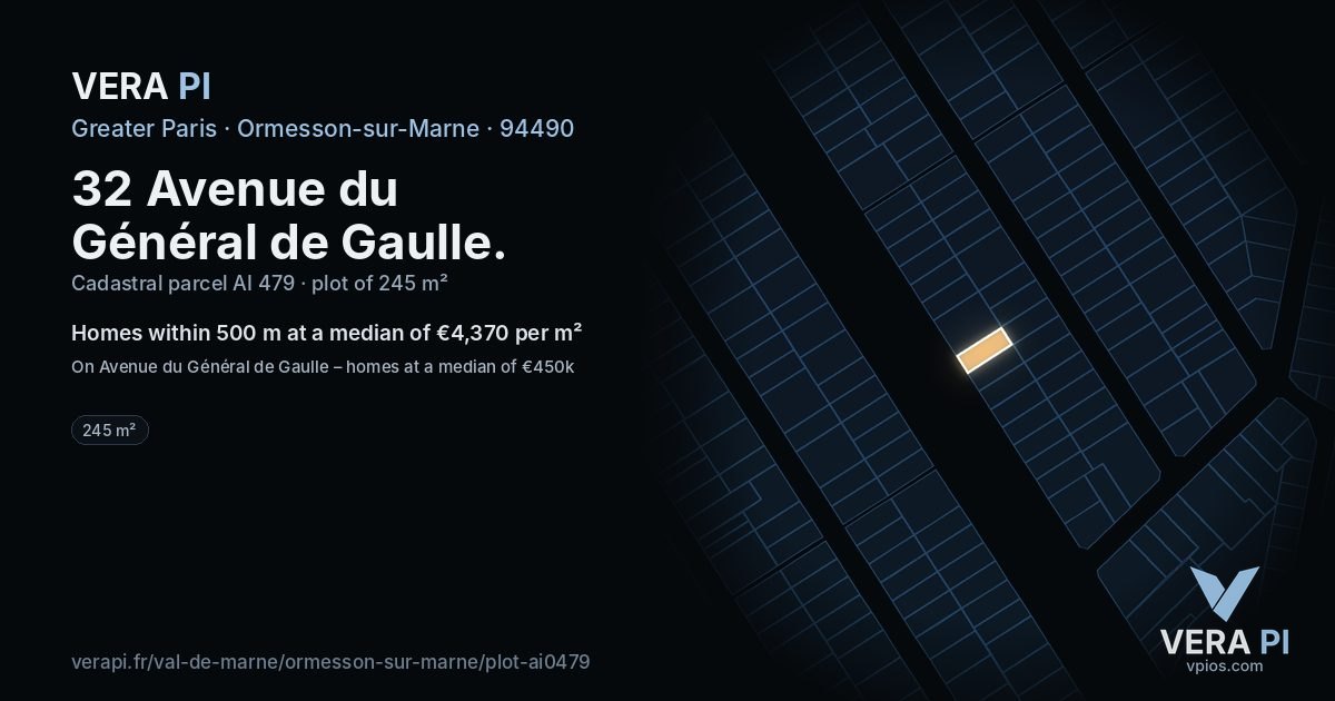 32 Avenue du Général de Gaulle, Ormesson-sur-Marne at night – the plot lit, the parcels around coloured by the prices near them