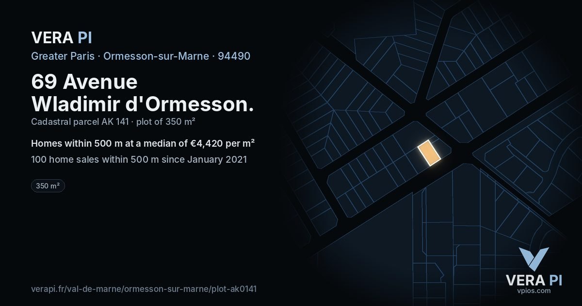69 Avenue Wladimir d'Ormesson, Ormesson-sur-Marne at night – the plot lit, the parcels around coloured by the prices near them