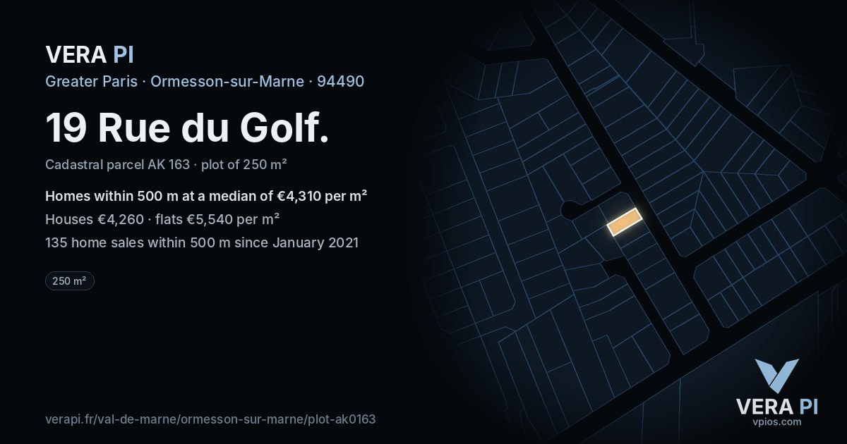 19 Rue du Golf, Ormesson-sur-Marne at night – the plot lit, the parcels around coloured by the prices near them