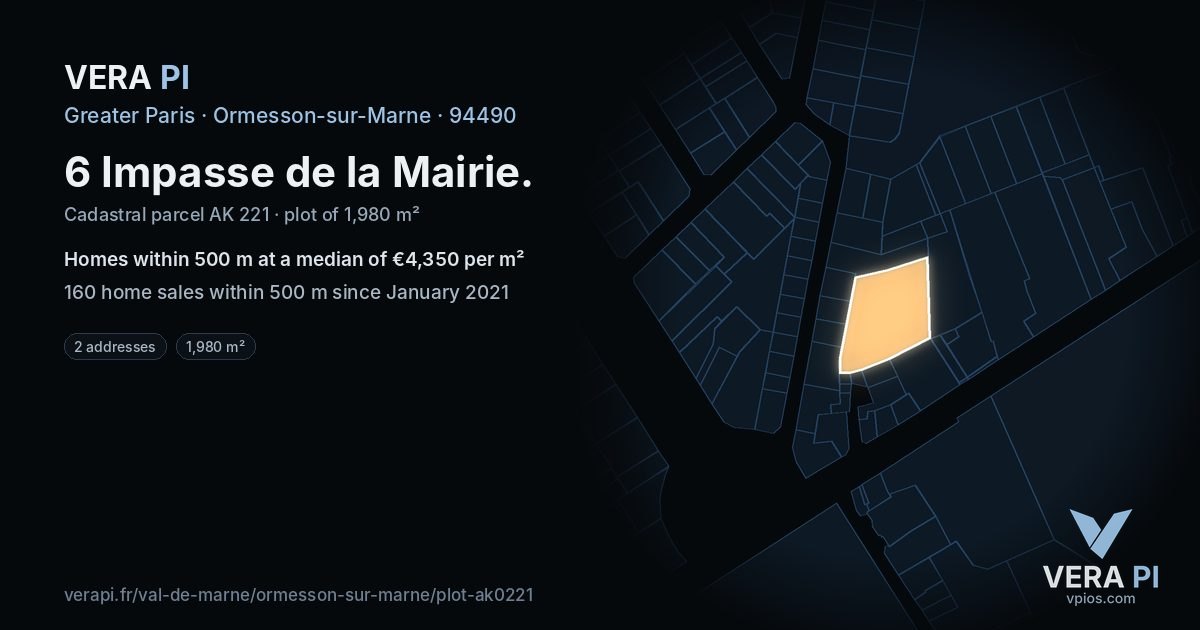 6 Impasse de la Mairie, Ormesson-sur-Marne at night – the plot lit, the parcels around coloured by the prices near them