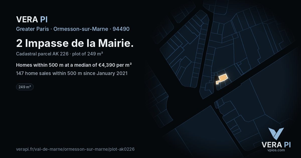 2 Impasse de la Mairie, Ormesson-sur-Marne at night – the plot lit, the parcels around coloured by the prices near them