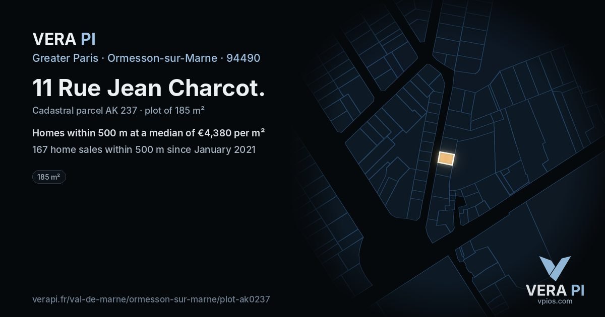 11 Rue Jean Charcot, Ormesson-sur-Marne at night – the plot lit, the parcels around coloured by the prices near them
