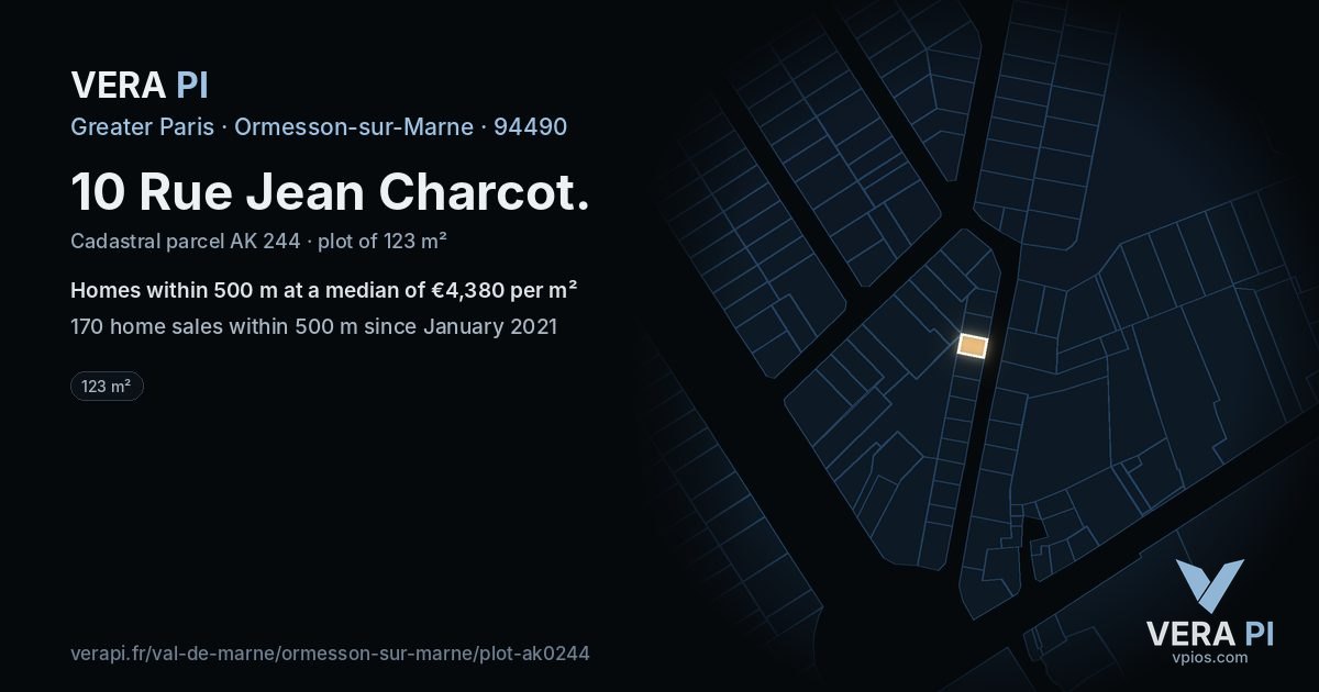 10 Rue Jean Charcot, Ormesson-sur-Marne at night – the plot lit, the parcels around coloured by the prices near them