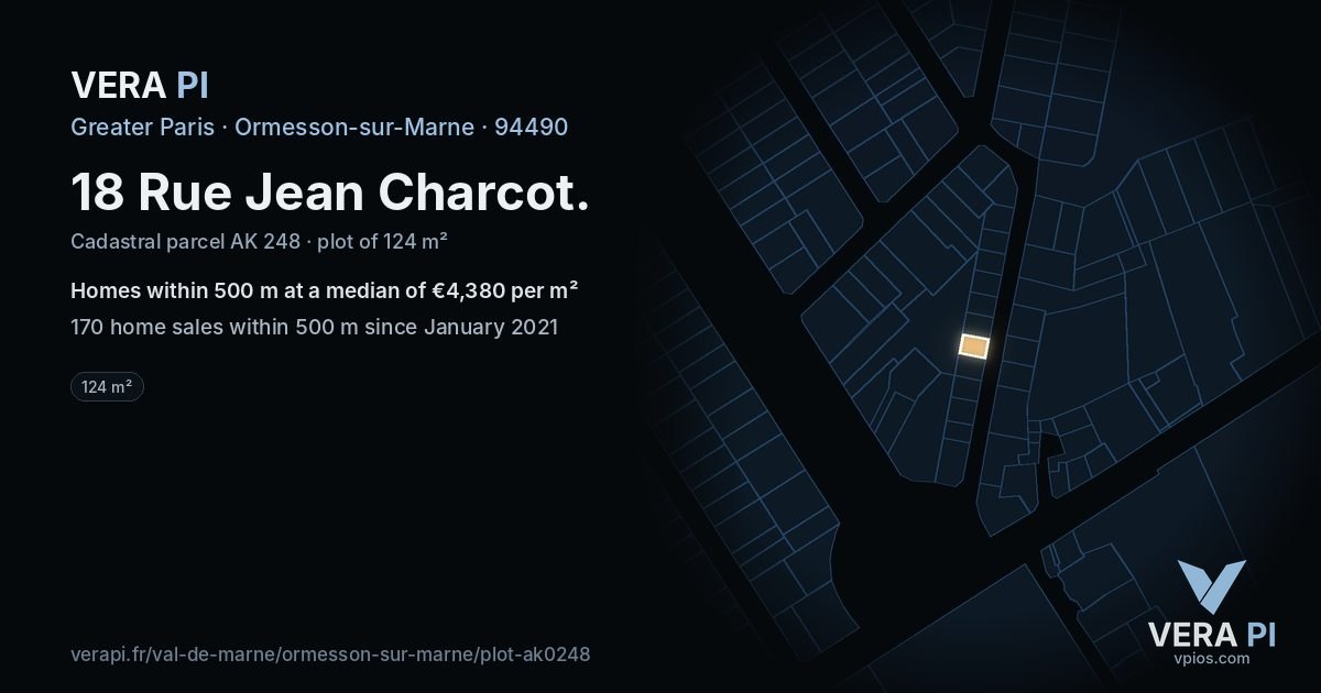 18 Rue Jean Charcot, Ormesson-sur-Marne at night – the plot lit, the parcels around coloured by the prices near them