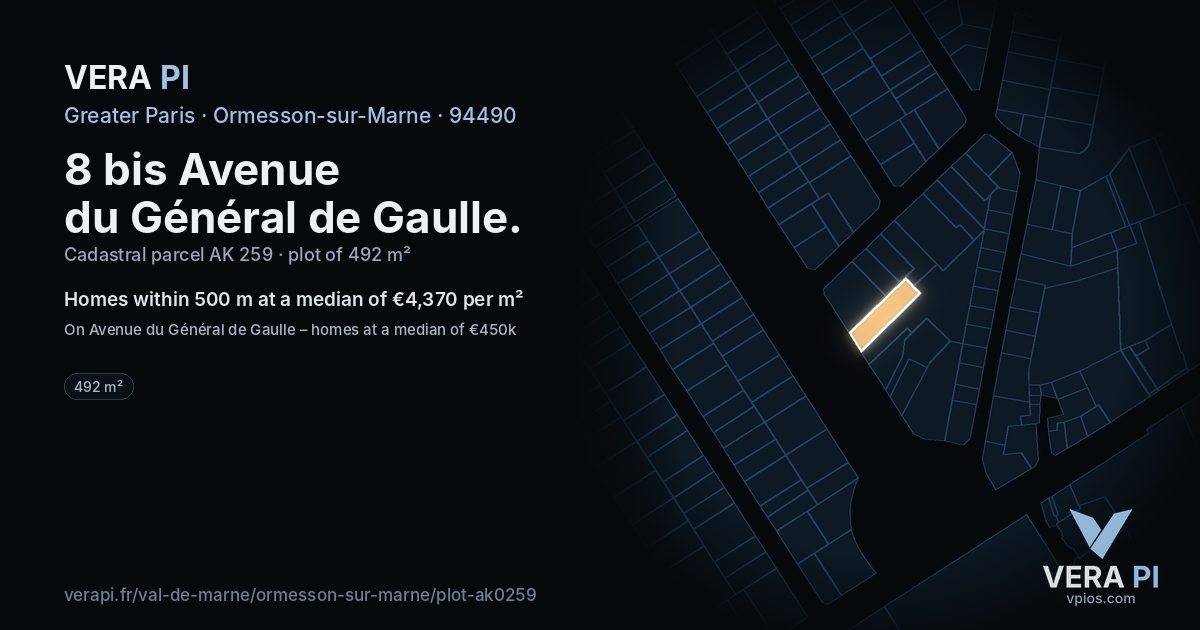 8 bis Avenue du Général de Gaulle, Ormesson-sur-Marne at night – the plot lit, the parcels around coloured by the prices near them
