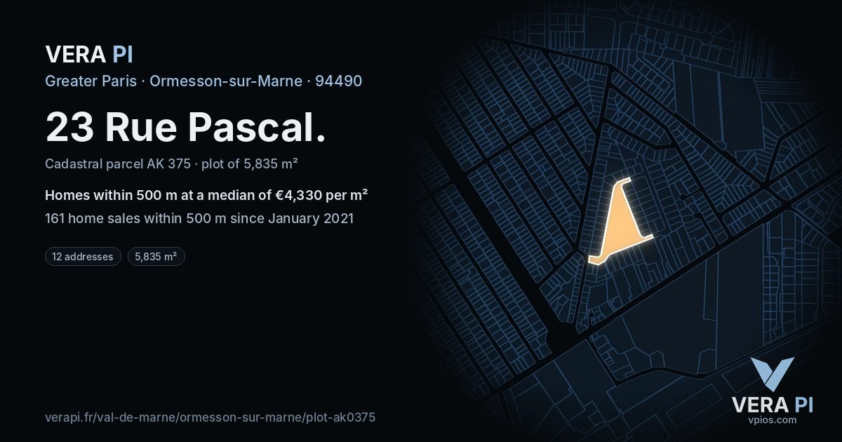 23 Rue Pascal, Ormesson-sur-Marne at night – the plot lit, the parcels around coloured by the prices near them