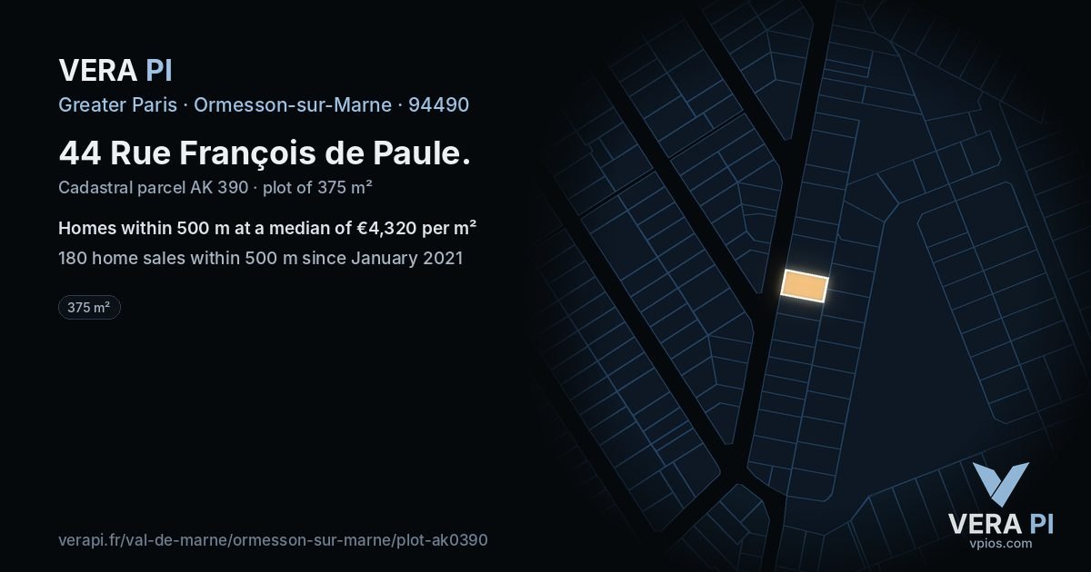 44 Rue François de Paule, Ormesson-sur-Marne at night – the plot lit, the parcels around coloured by the prices near them