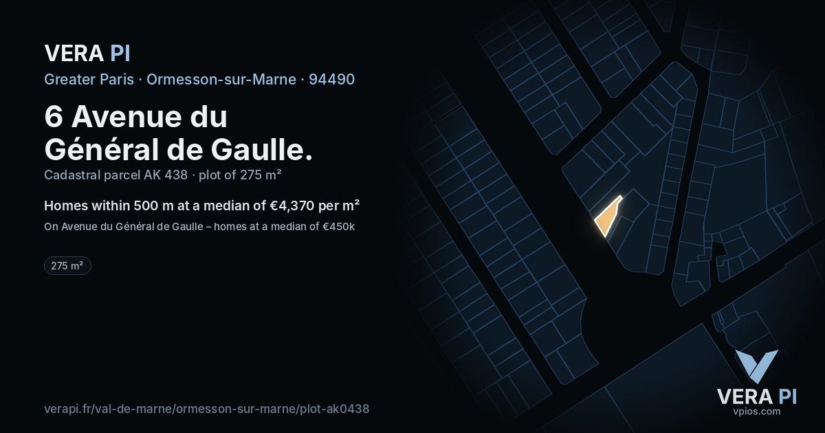 6 Avenue du Général de Gaulle, Ormesson-sur-Marne at night – the plot lit, the parcels around coloured by the prices near them
