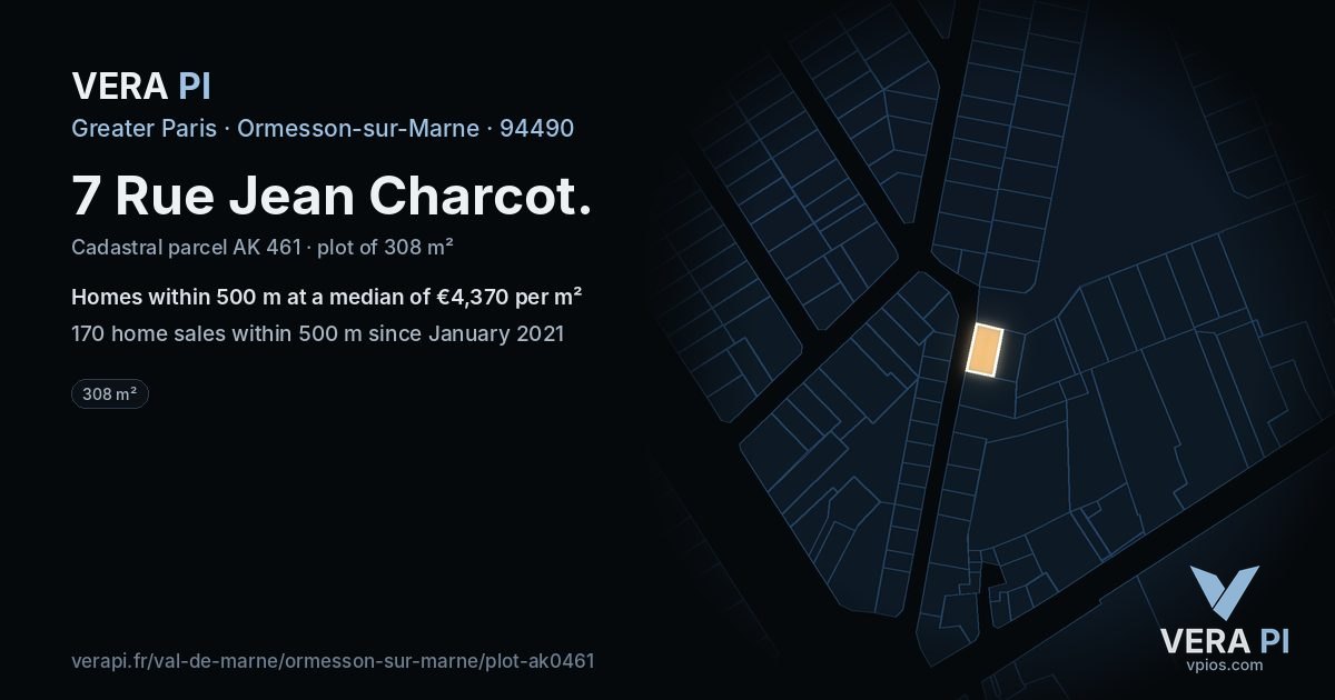7 Rue Jean Charcot, Ormesson-sur-Marne at night – the plot lit, the parcels around coloured by the prices near them
